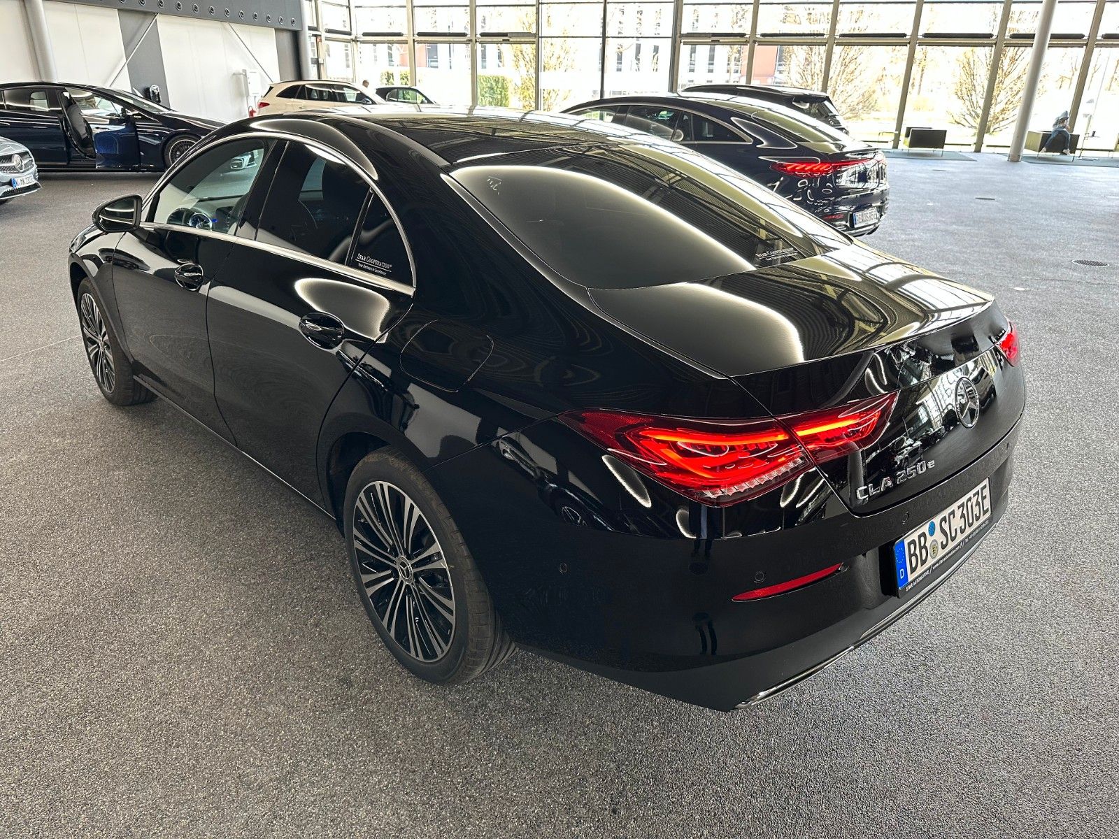 Mercedes-Benz CLA 250 e MBUX+PROGRESSIVE - Samsaru's Car Outlet