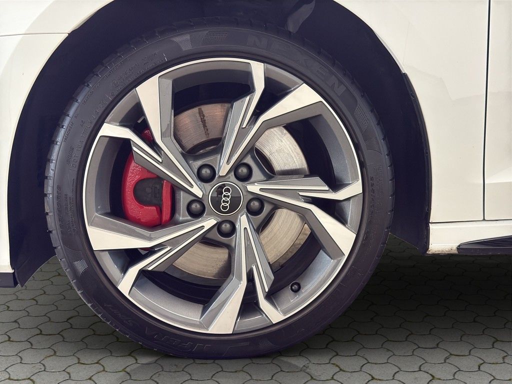 Audi A3 Sportback 45 TFSI e S line - Samsaru's Car Outlet