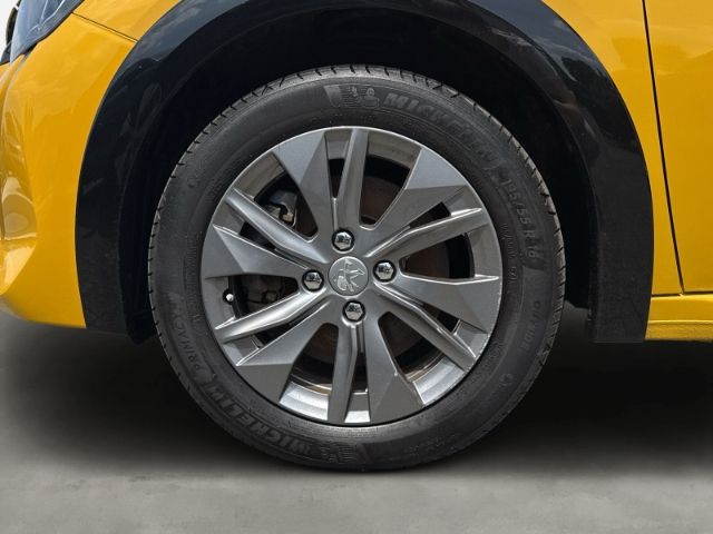 Peugeot 208 e Allure - Samsaru's Car Outlet