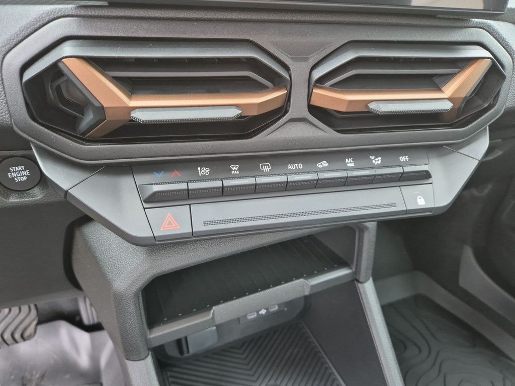 Dacia Duster Extreme HYBRID 140 - Samsaru's Car Outlet