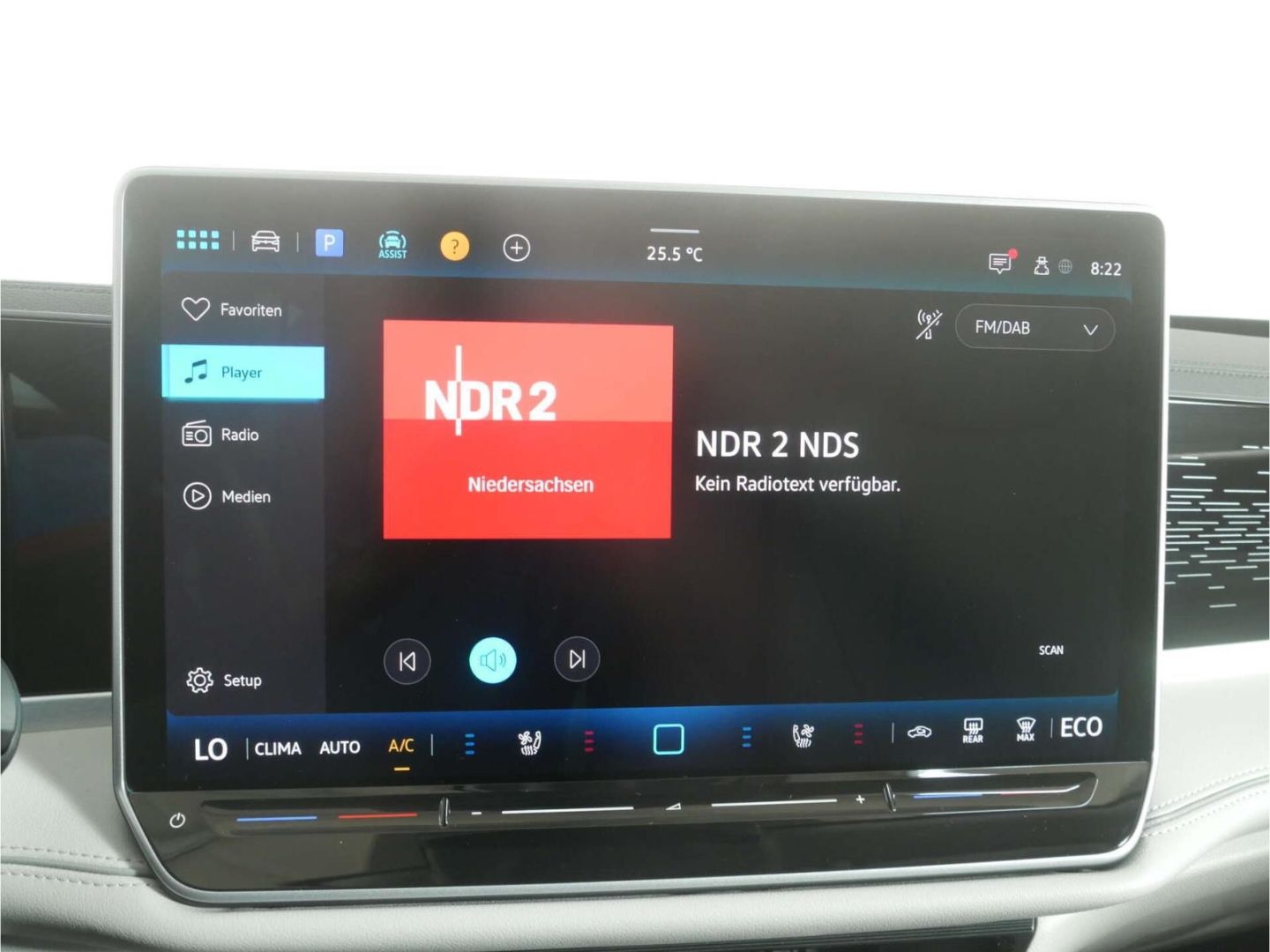Volkswagen Passat 1.5 eHybrid Elegance DSG AHK/Leder/Matrix