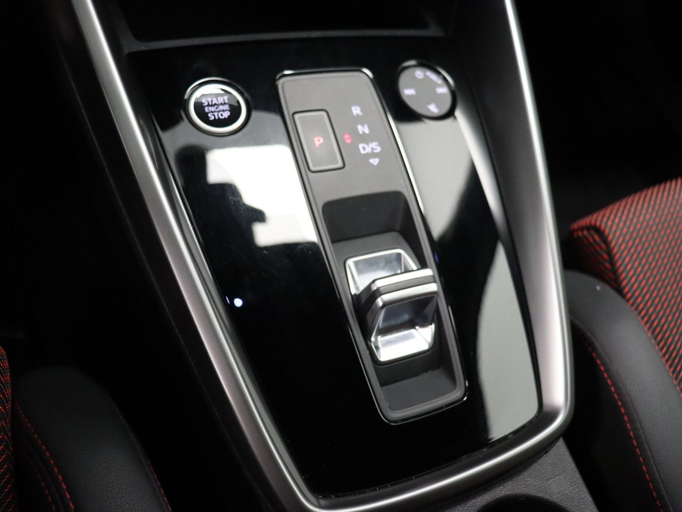 Audi A3 Sportback 40 1.4 TFSI e S-Line CarPlay|LED|LM