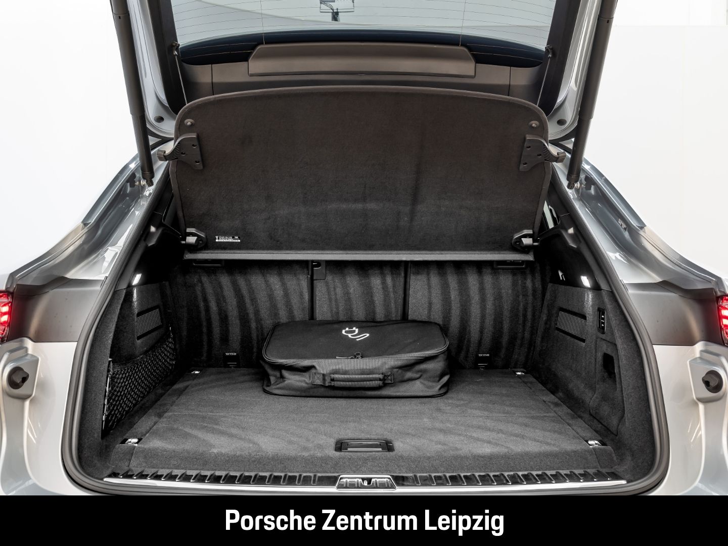 Porsche Cayenne S E-Hybrid Coupe HD-Matrix HeadUp Sporta