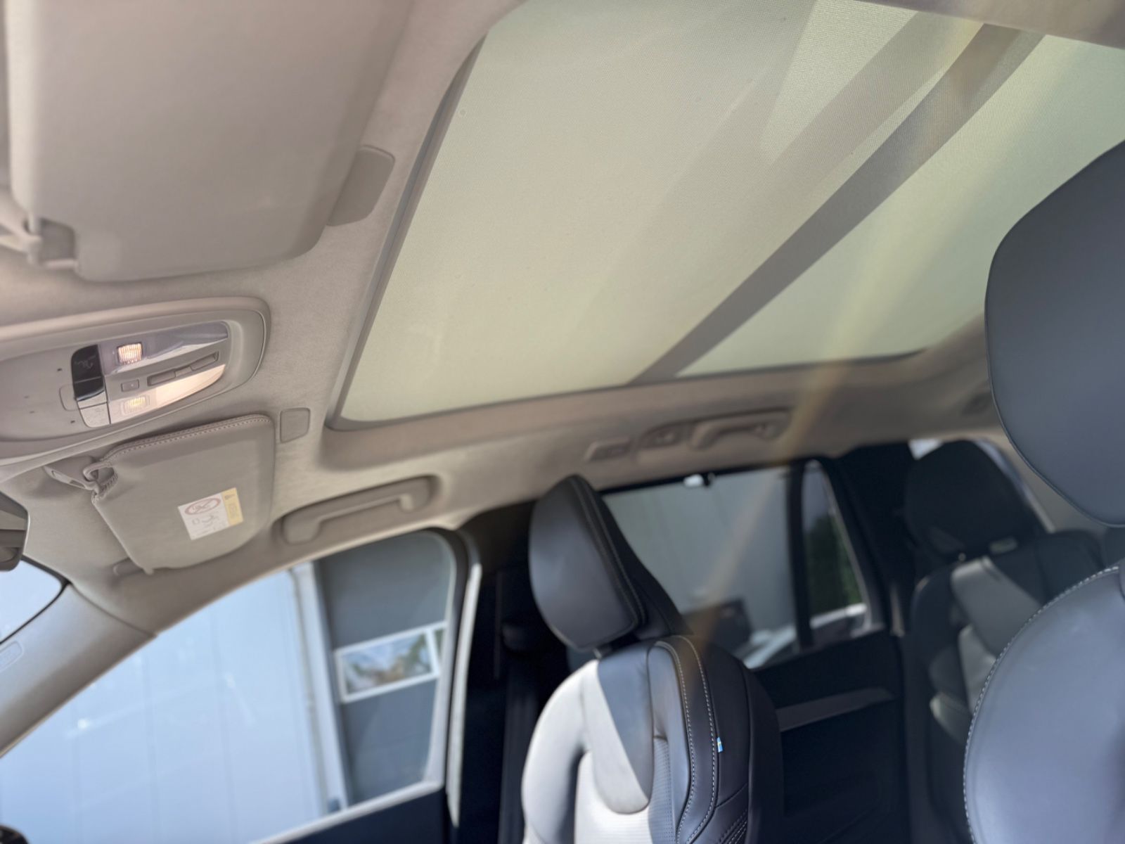 Volvo XC90 Ultra Dark T8 AWD/Pano/360°/HK/BLIS/AHK/HUD