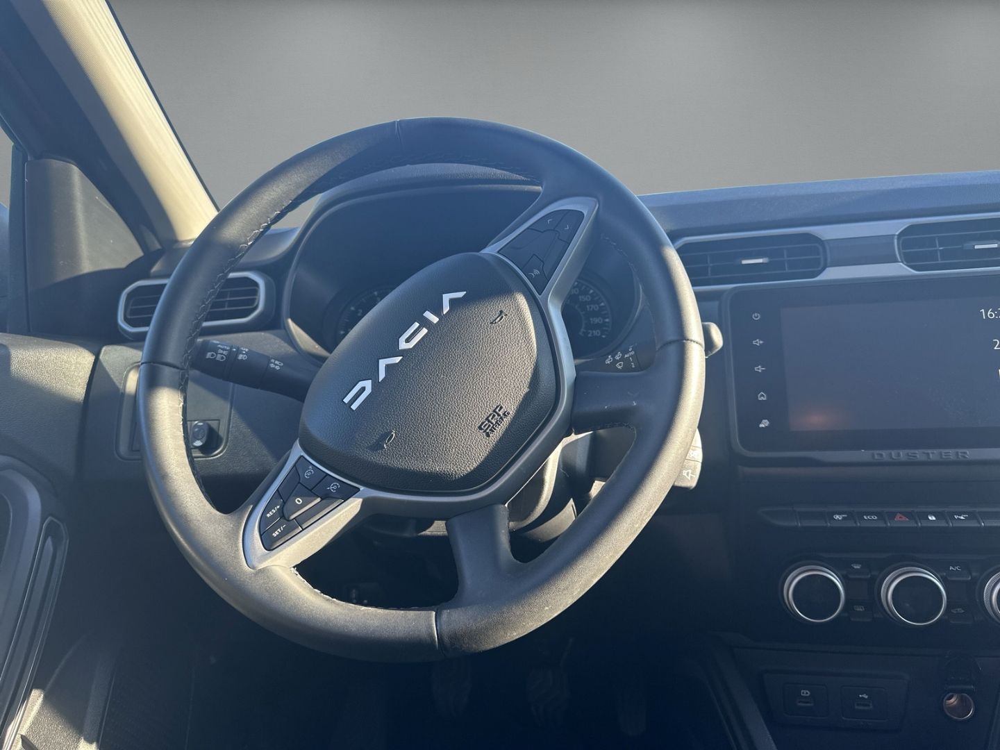 Dacia Duster Journey - Samsaru's Car Outlet