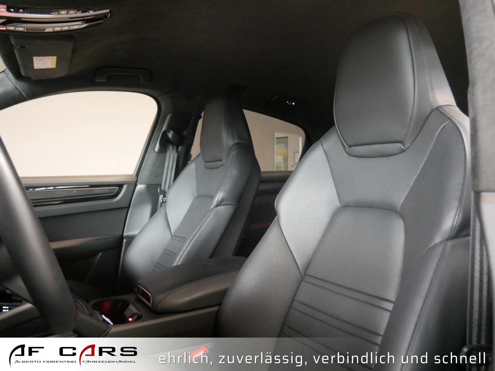Porsche Cayenne Coupe Turbo GT HUD PDLS+ Approv. 02.2026