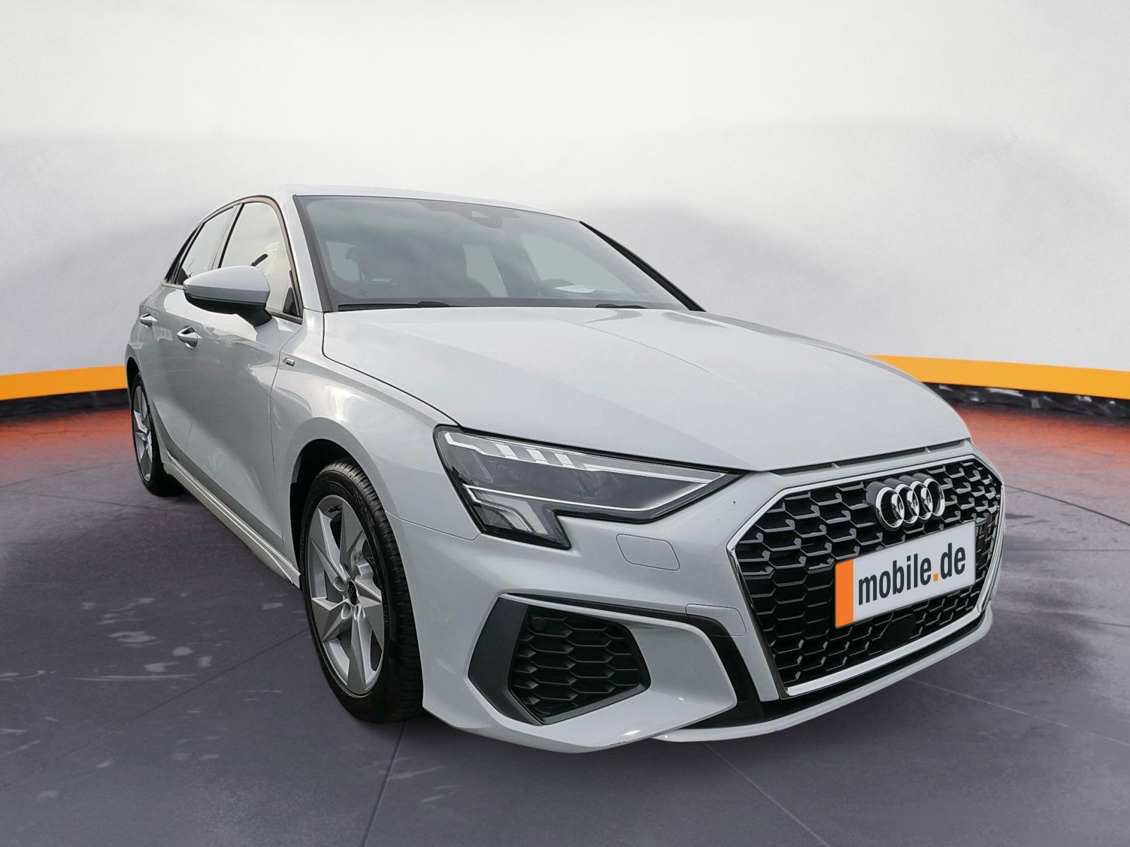 Audi A3 Sportback 35 TFSI Advanced - Samsaru's Car Outlet