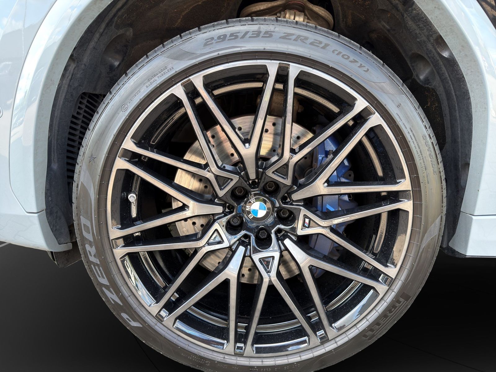 BMW X6 M Competition ab 1,99% eff. / 1.000,- Zubehör