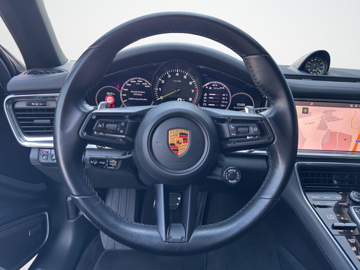 Porsche Panamera 4S E-Hybrid | Hinterachslenkung | BOSE