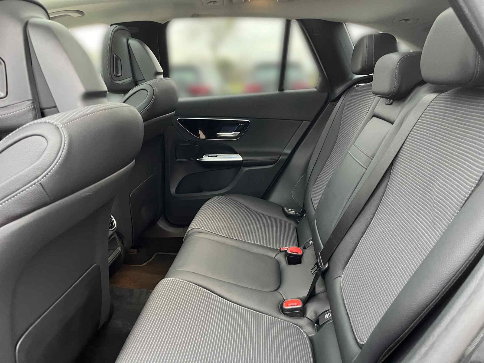 Mercedes-Benz GLC 220 d 4M Avantgarde+Pano+Distr+AHK+DIGITAL