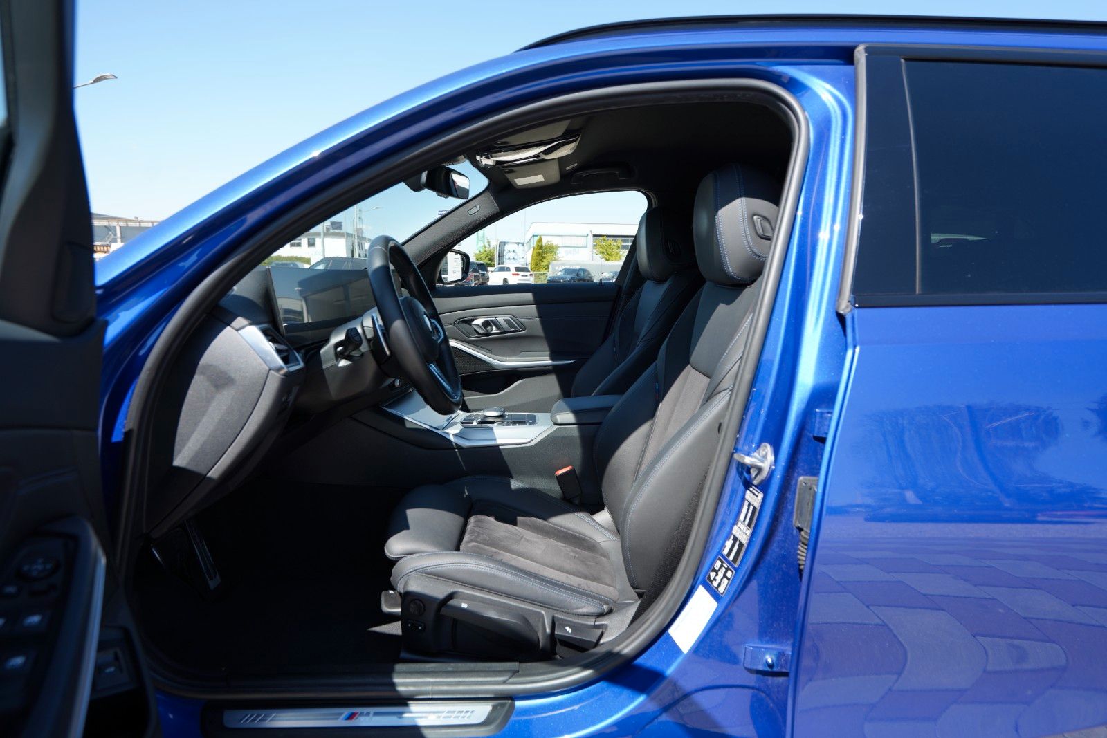 BMW 320d xDrive M Sport - Samsaru's Car Outlet