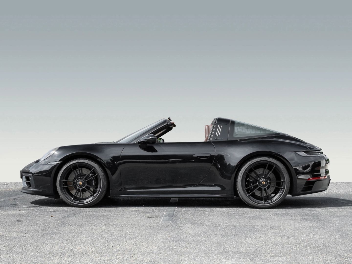 Porsche 992 911 Targa 4 GTS Matrix InnoDrive 18 Weg Sitz