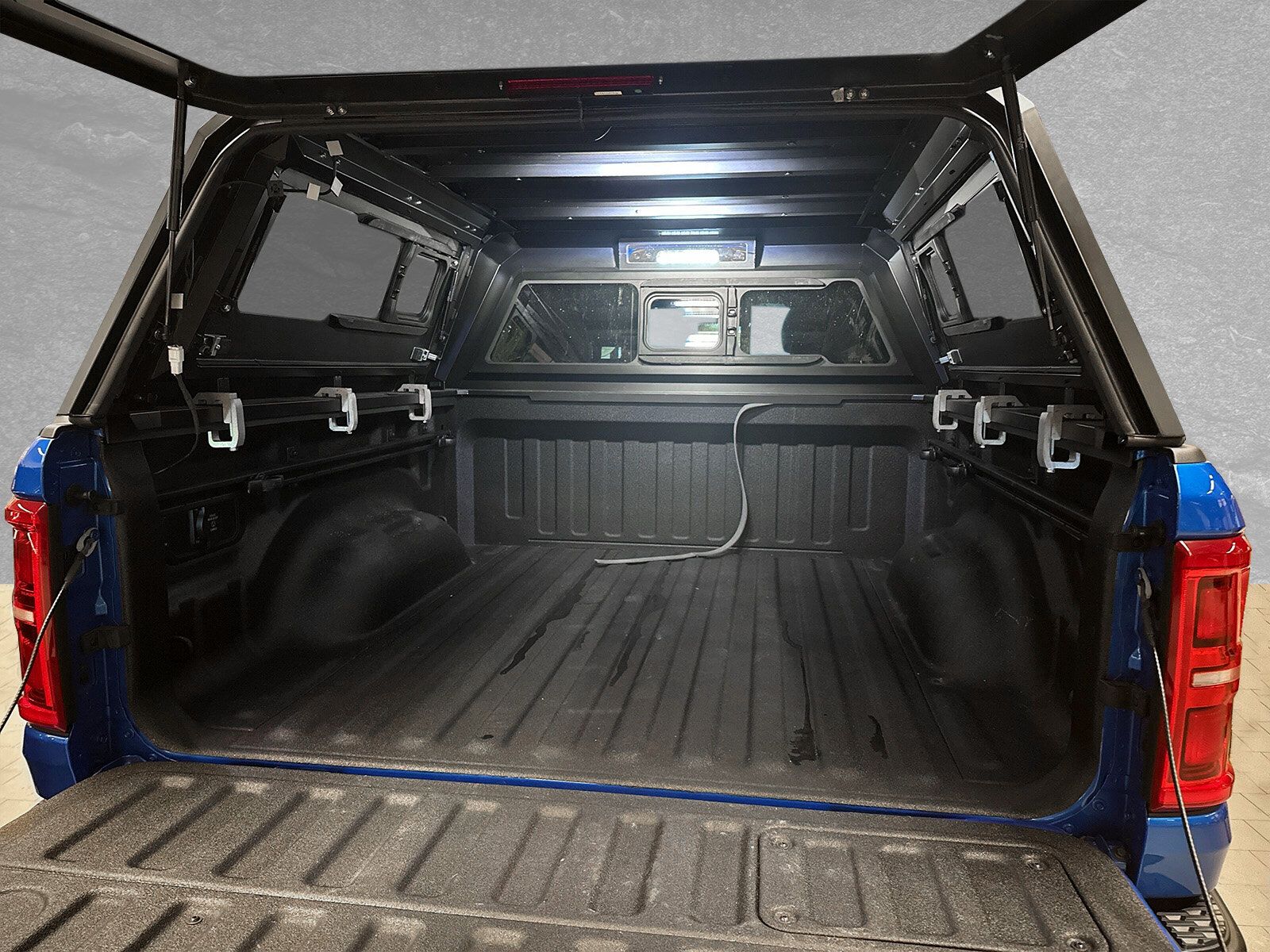 Dodge RAM 1500 RHO CREW CAB 3.0 Hurricane AHK Hardtop!