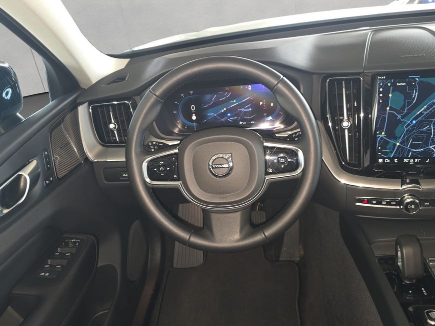 Volvo XC60 B4 D Plus Dark