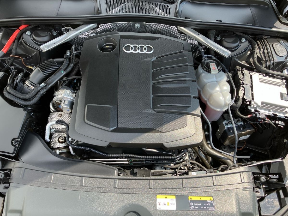 Audi A4 ADVANCED QUATTRO 40TDI - Samsaru's Car Outlet