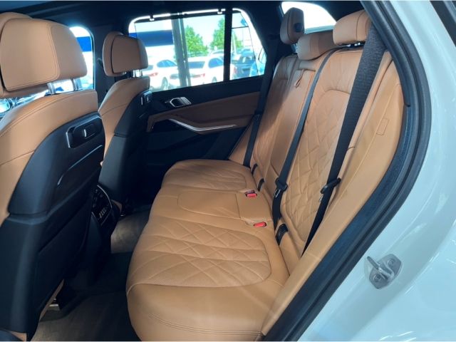 BMW X5 50e M Sport AHK PanoSky KomfSi belüftet SoftC