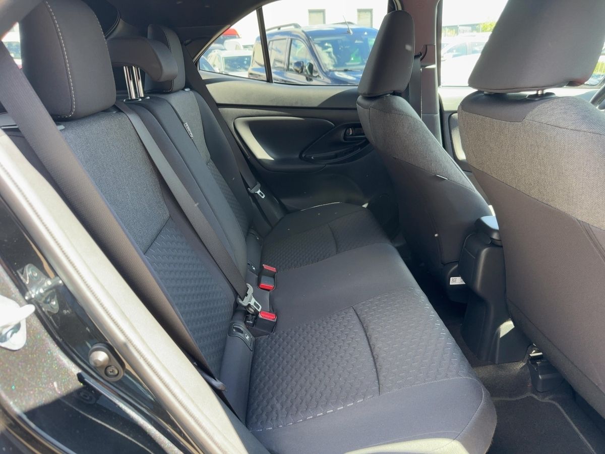 Toyota Yaris Cross 1.5 Hybrid Team D*WINTER-PAKET*KAMER