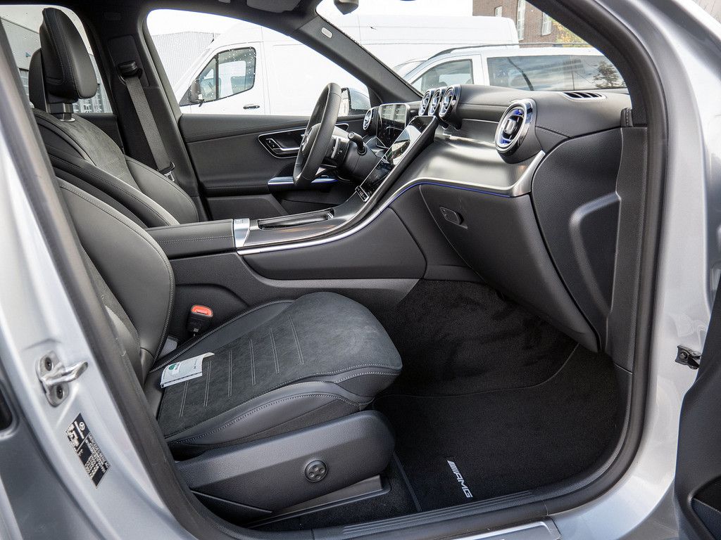 Mercedes-Benz GLC 200 d 4M AMG Line AHK Abstandstemp. LED Pano