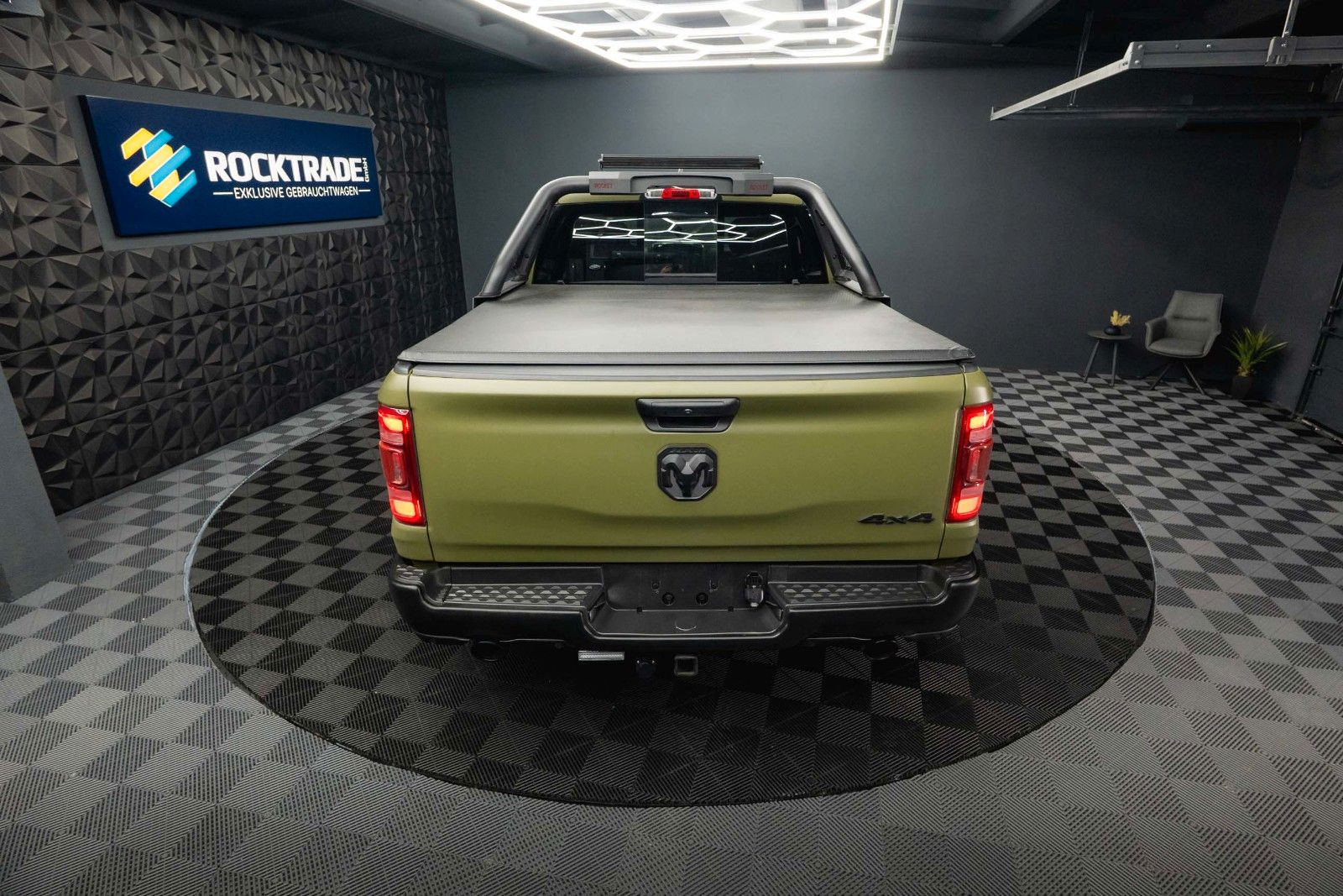 Dodge RAM 5.7 V8 HEMI 4x4 LARAMIE OFFROAD TRX Styling