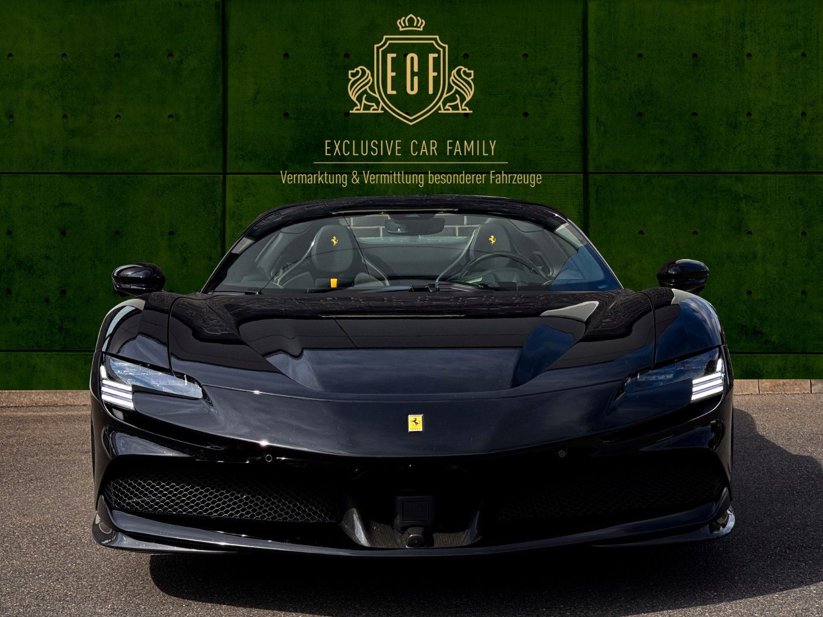 Ferrari SF90 Spider - Samsaru's Car Outlet