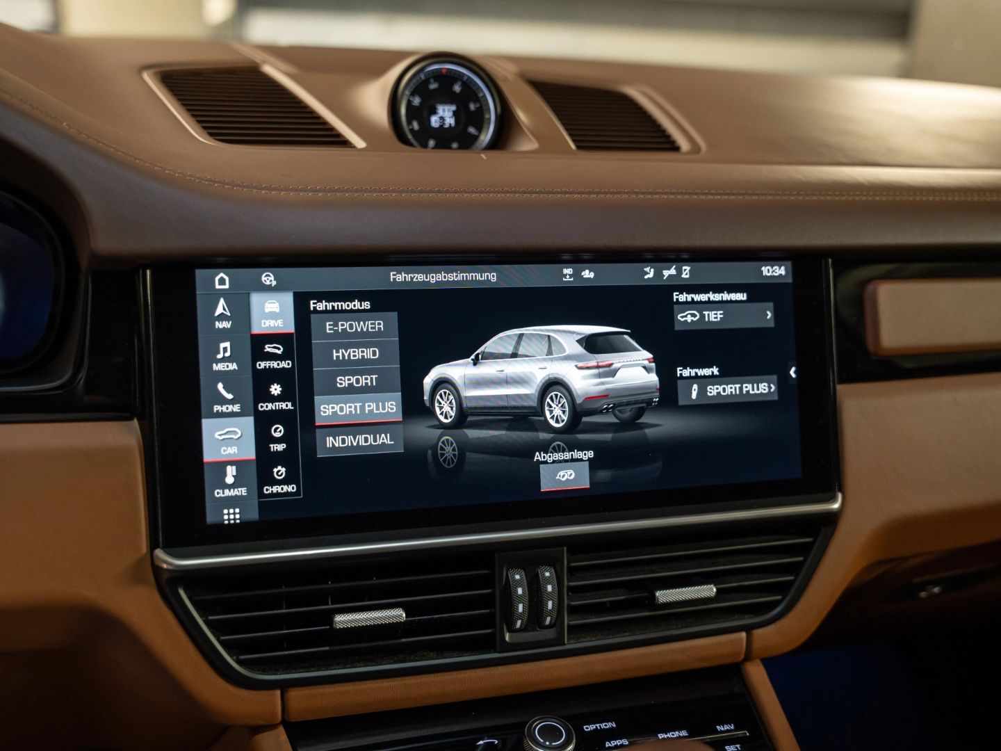 Porsche Cayenne E-Hybrid PDCC BOSE Surround View 18-Wege