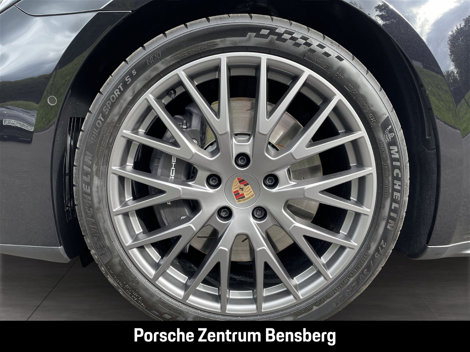 Porsche Panamera 4 E-Hybrid