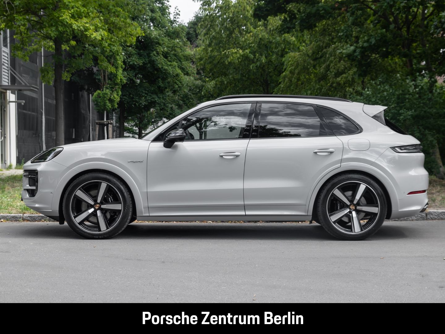 Porsche Cayenne E-Hybrid BOSE LED-Matrix-HD 22-Zoll