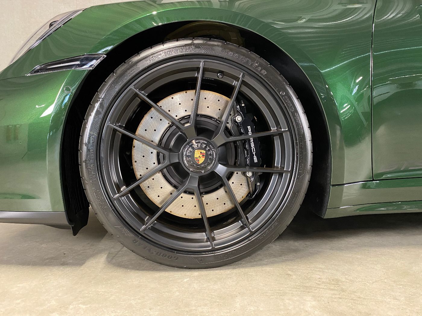 Porsche 992 (911) Carrera 4 GTS | Liftsystem | InnoDrive