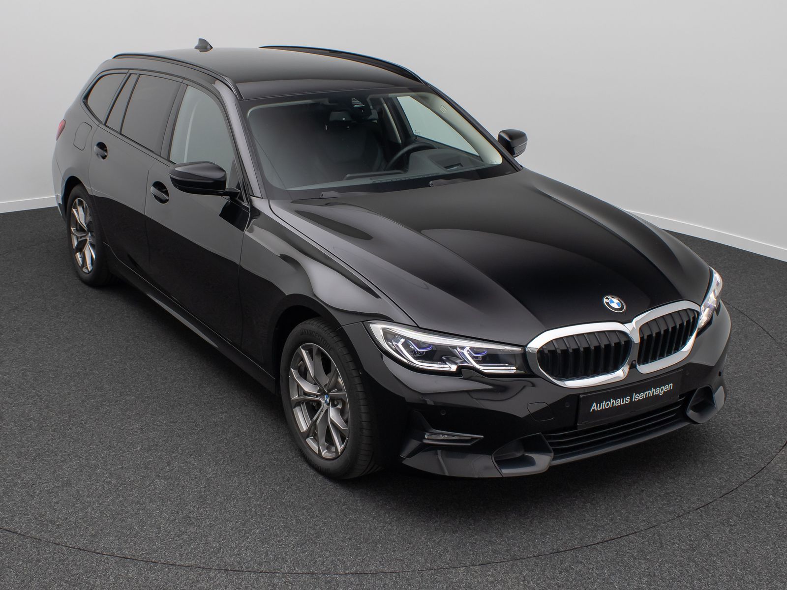 BMW 330e Sport Line - Samsaru's Car Outlet