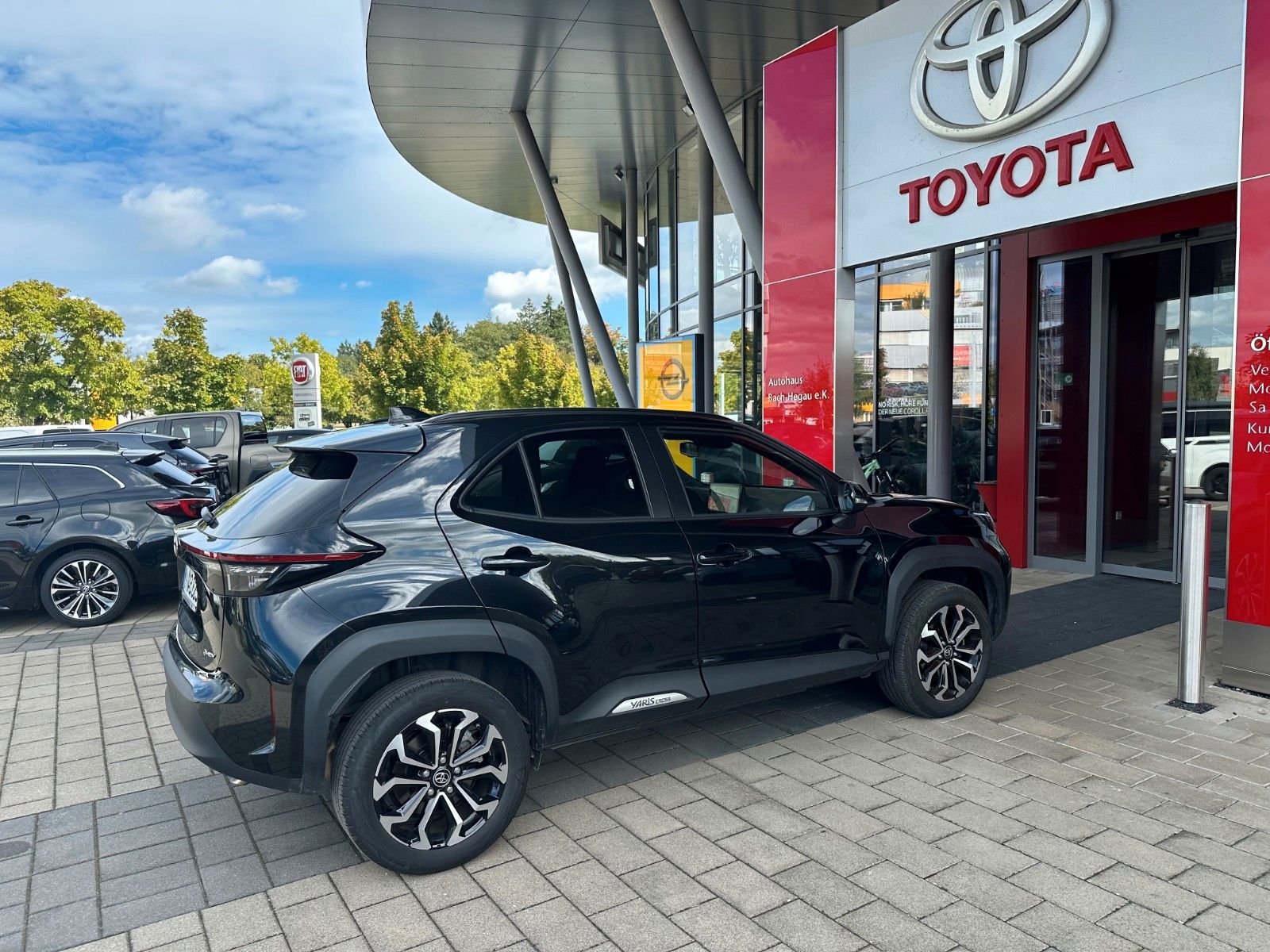Toyota Yaris Cross Hybrid Team Deutsch. SAFETY+WINTER