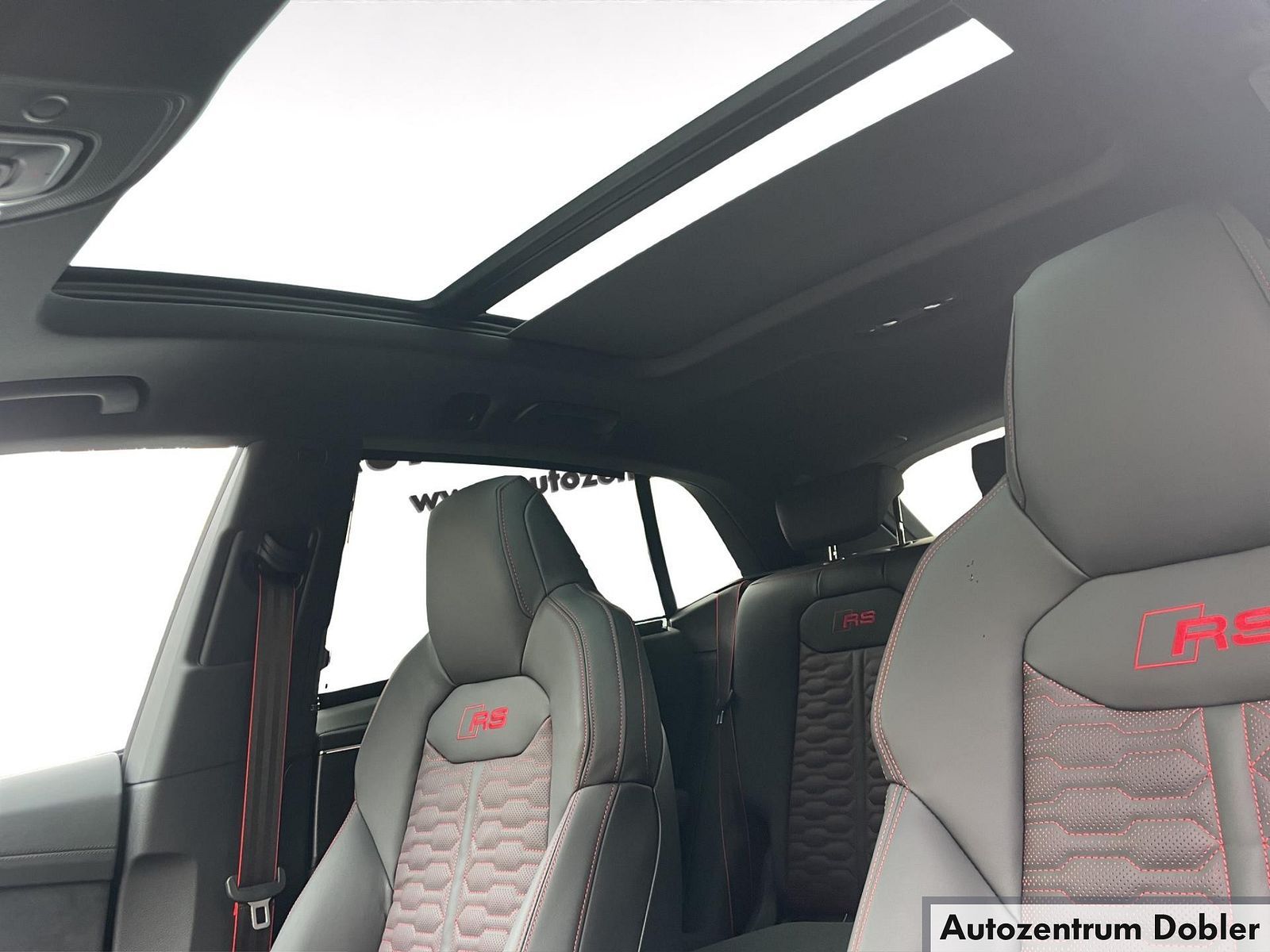 Audi RS Q8 performance (640 PS) AHK,ACC,Keramik,23"