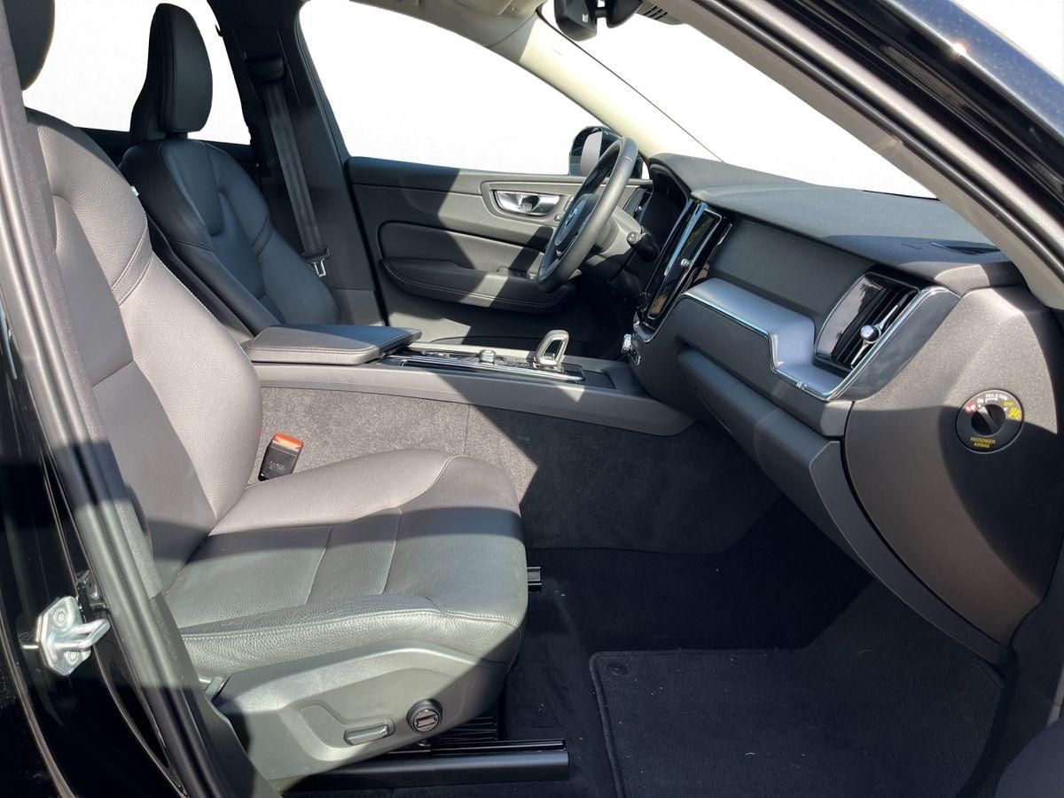 Volvo XC60 2.0 Diesel Momentum Pro AWD - Samsaru's Car Outlet
