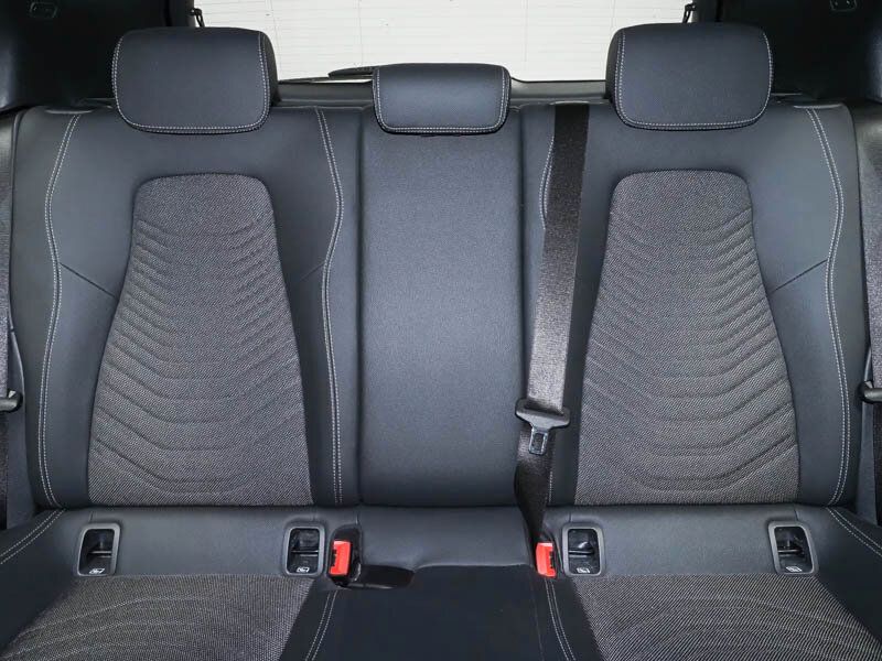 Mercedes-Benz A 180 PROGRESSIVE - Samsaru's Car Outlet