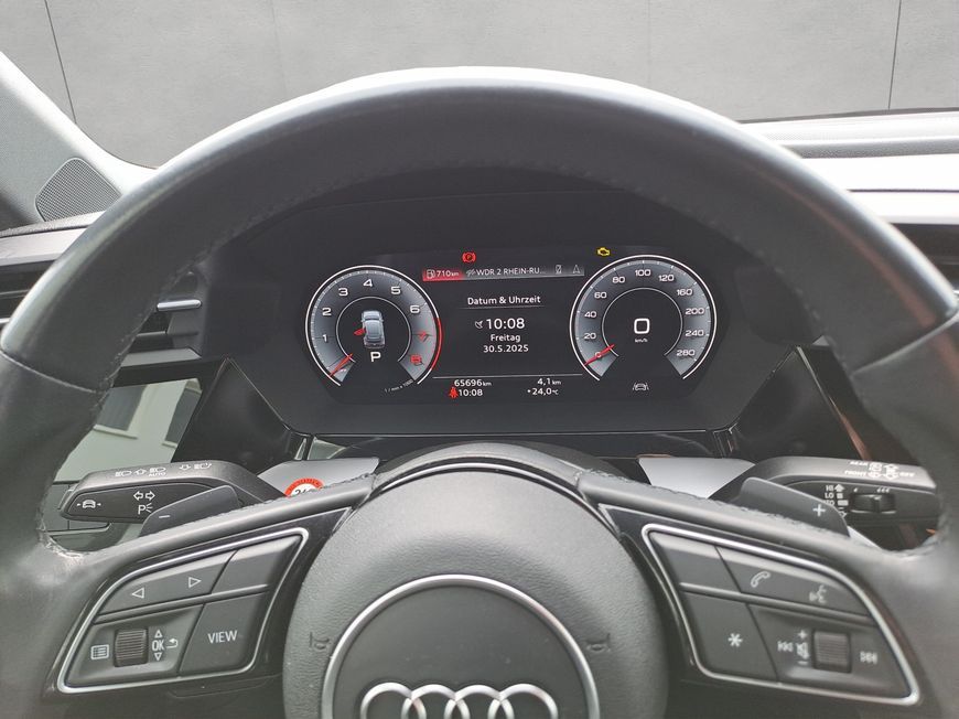 Audi A3 35 TFSI Sportback S tronic S line Navi * LED