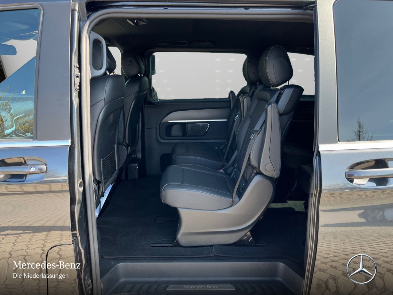 Mercedes-Benz V 300 d Kompakt AVANTGARDE EDITION - Samsaru's Car Outlet