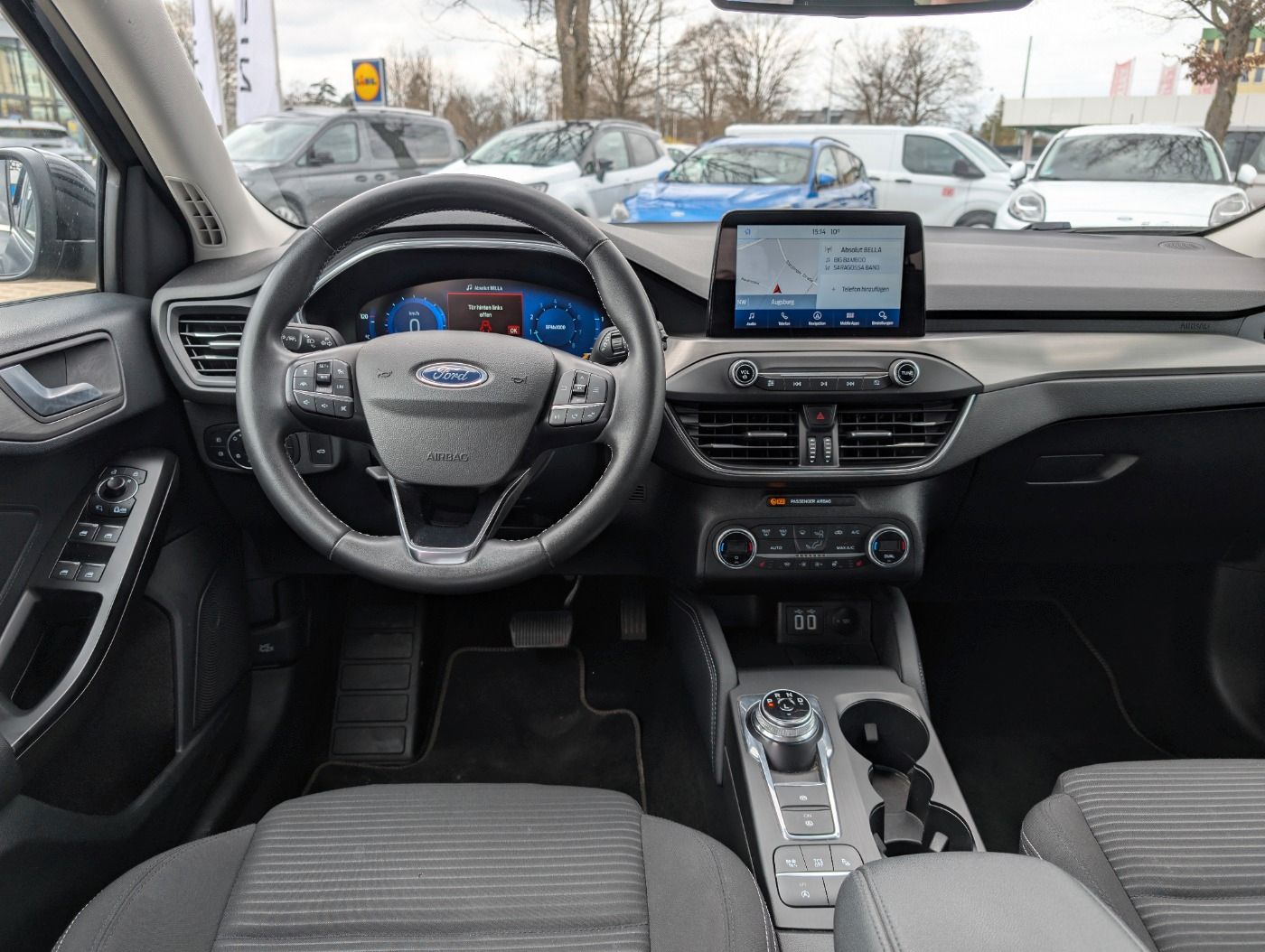 Ford Focus Turnier 1.5 Titanium X Aut - Samsaru's Car Outlet