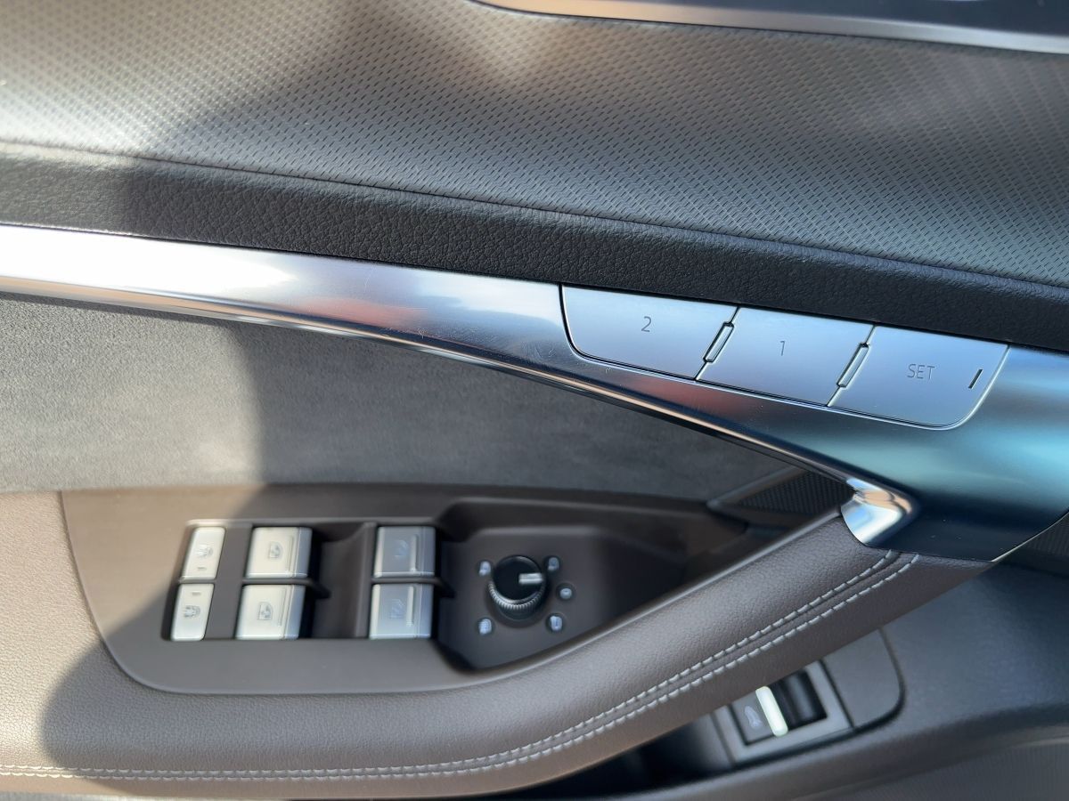 Audi A6 Avant 45 TDI Q. design - Samsaru's Car Outlet