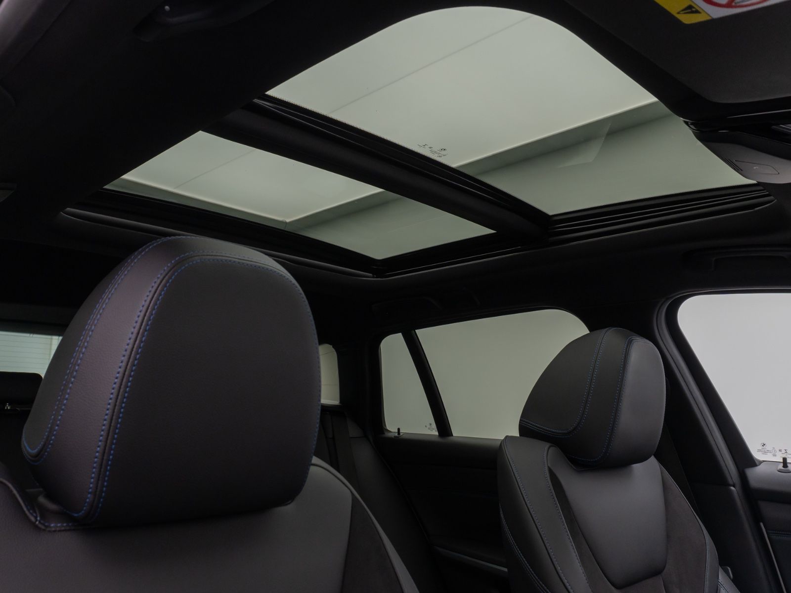 BMW 320d M Sport - Samsaru's Car Outlet