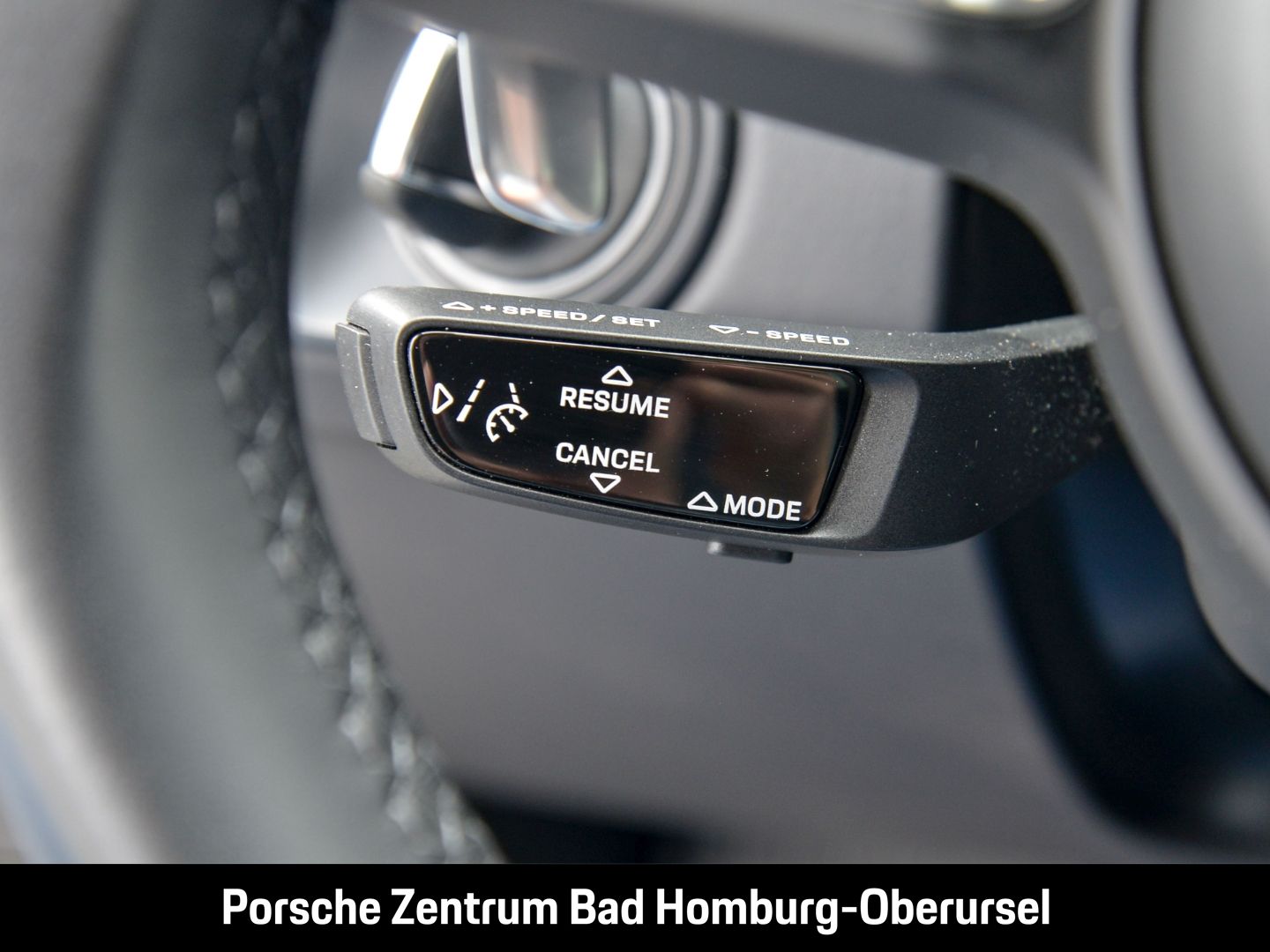 Porsche Cayenne Turbo S E-Hybrid Coupe Burmester 22-Zoll