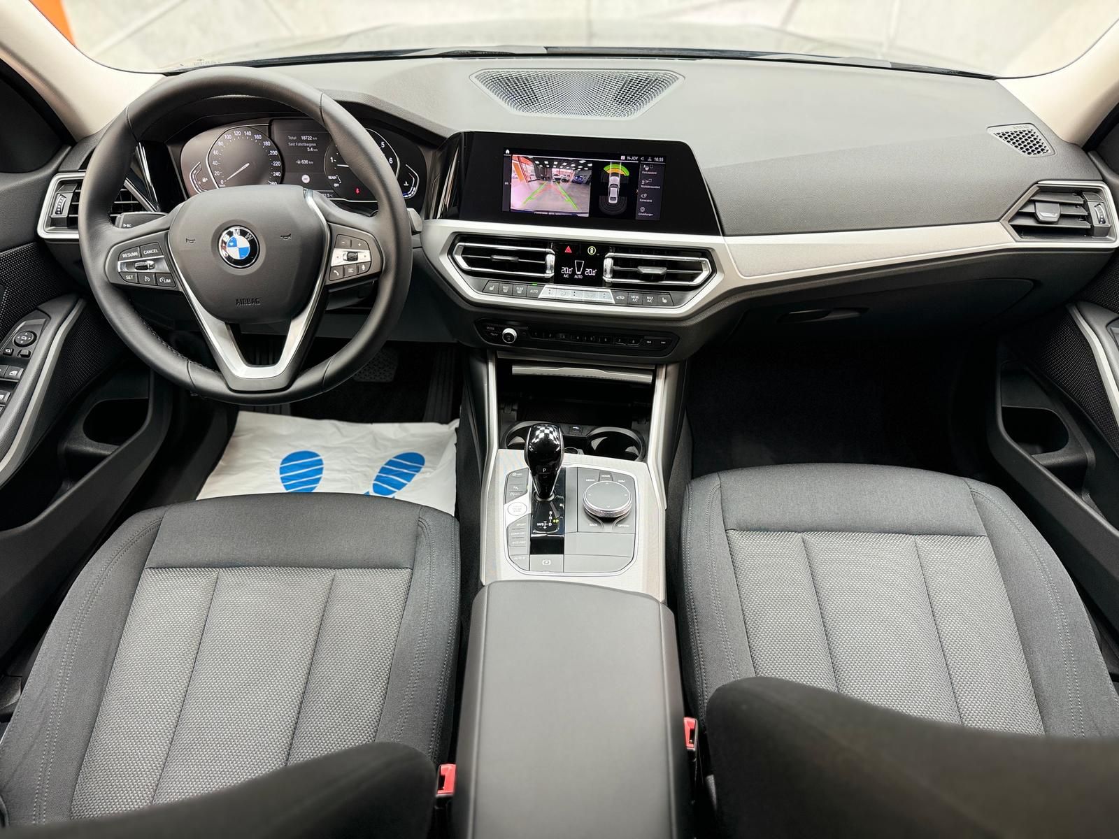 BMW 320i Advantage - Samsaru's Car Outlet