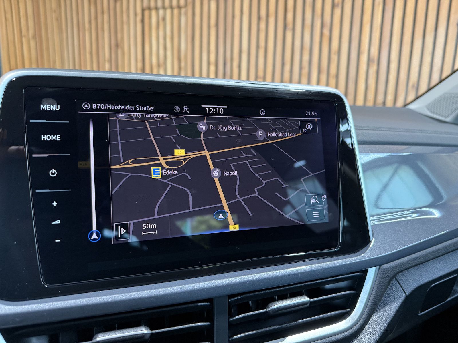 Volkswagen T-Roc 2.0 TDI Style - Samsaru's Car Outlet