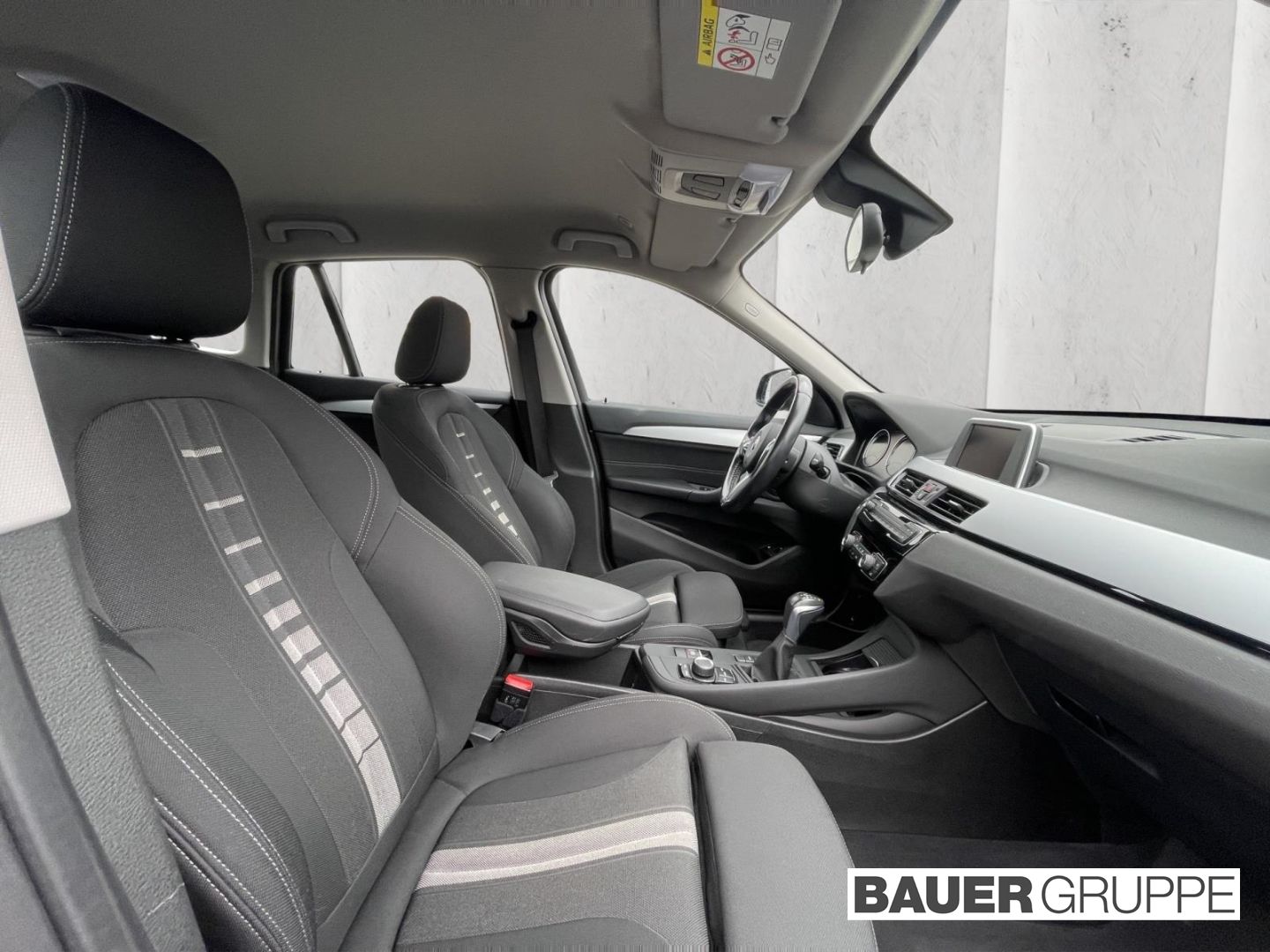 BMW X1 xDrive25e Memory Sportsitze Komfortzugang - Samsaru's Car Outlet