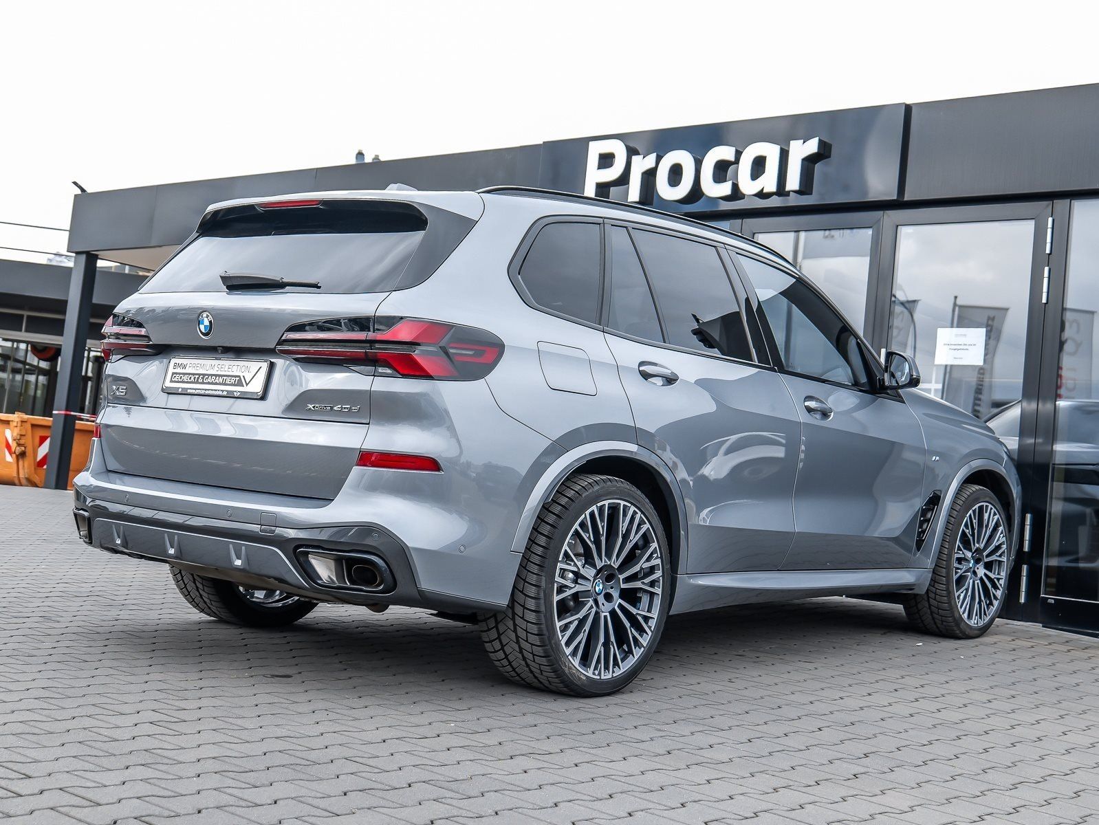 BMW X5 xDrive40d M Sport HUD PANO ACC AHK 360°KAM