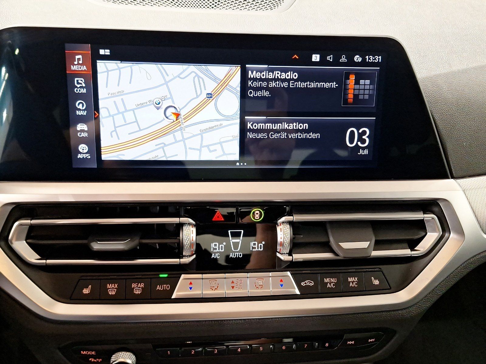 BMW 320d xDrive Limousine Sport Line - Samsaru's Car Outlet