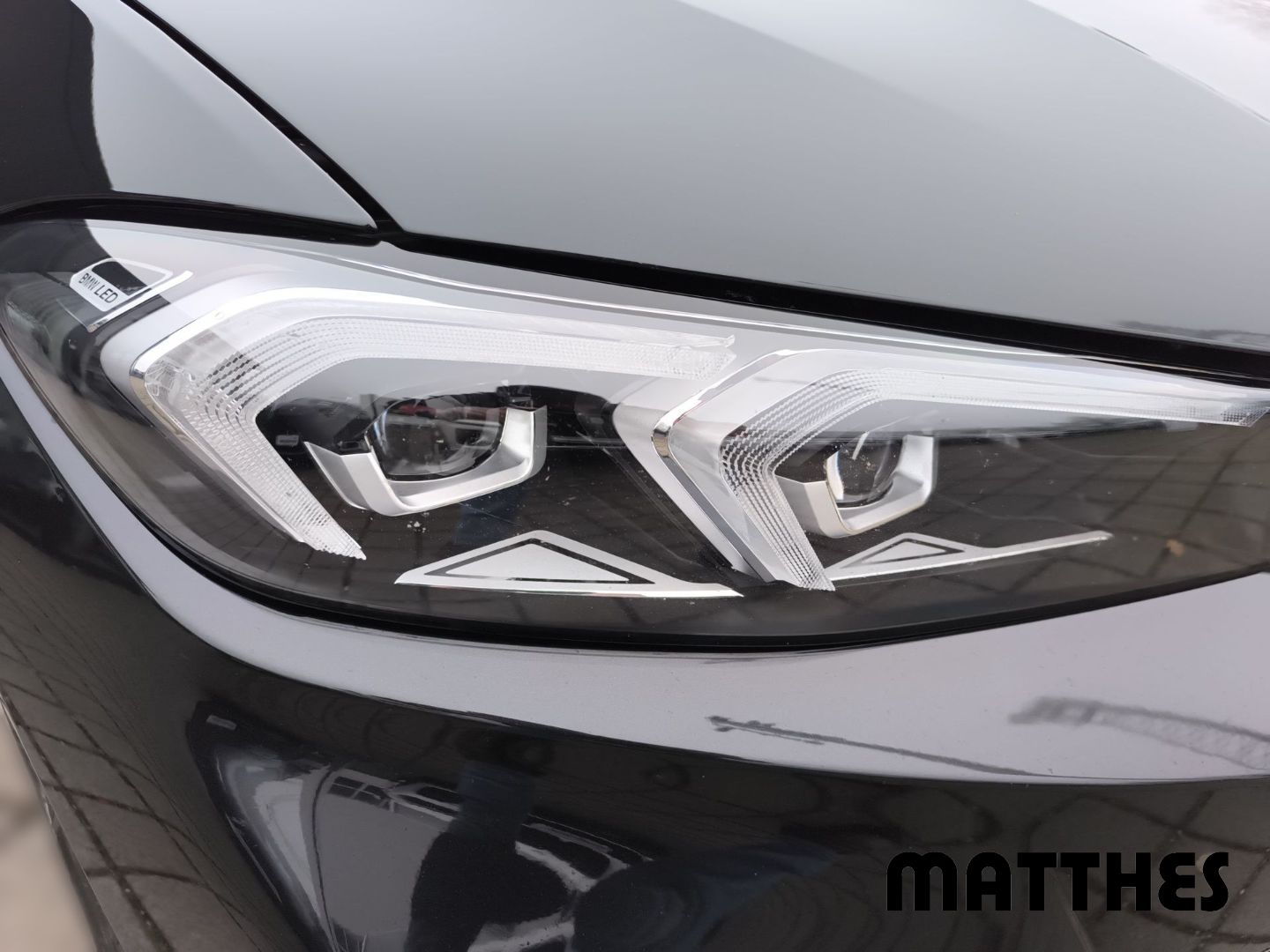 BMW 320 d xDrive Lendenwirbelstütze Ambiente-Beleuch