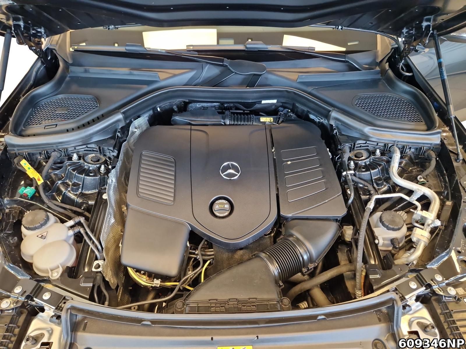 Mercedes-Benz GLC 300 e 4M AMG Coupé AHK DIGITAL Distronic+