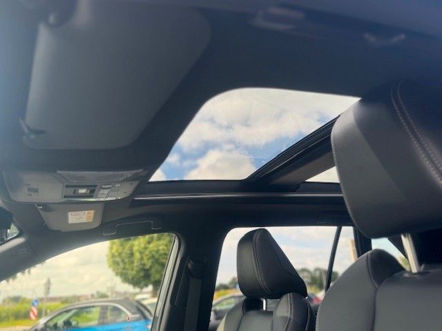 Toyota RAV 4 RAV4 Hybrid 4x4 Black Edition - Samsaru's Car Outlet