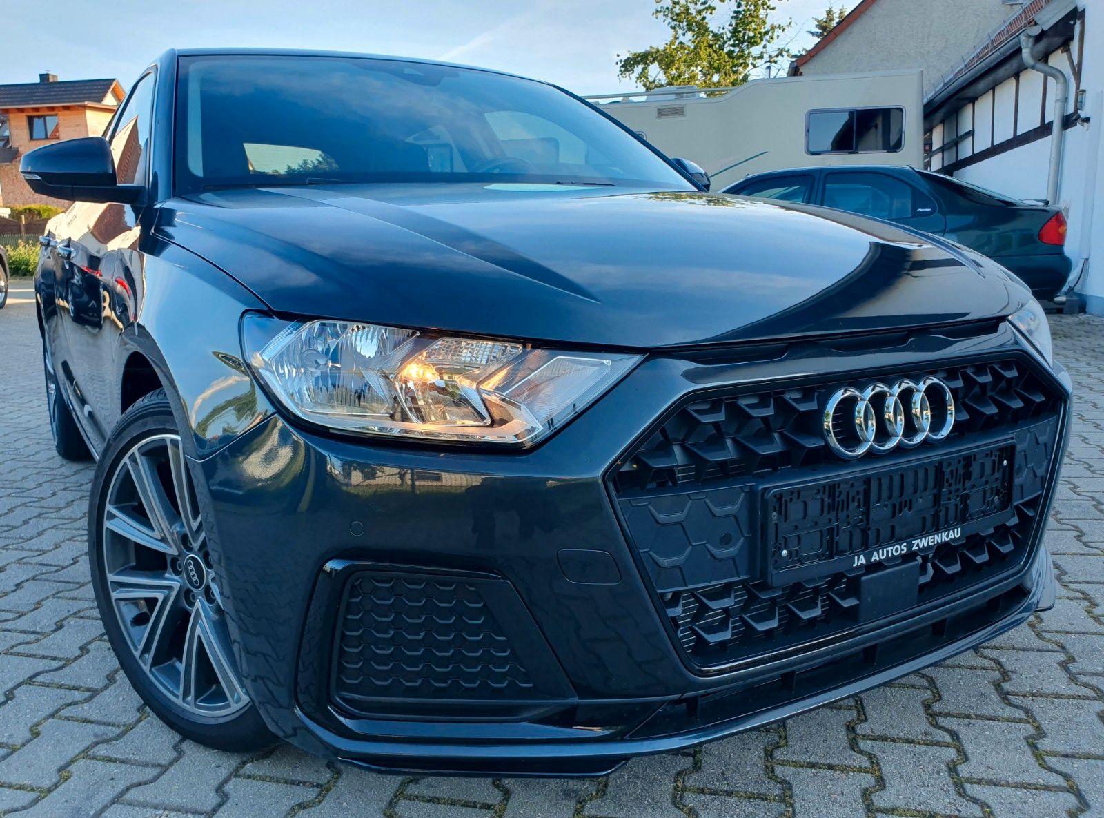 Audi A1 Sportback 25 TFSI advanced - Samsaru's Car Outlet