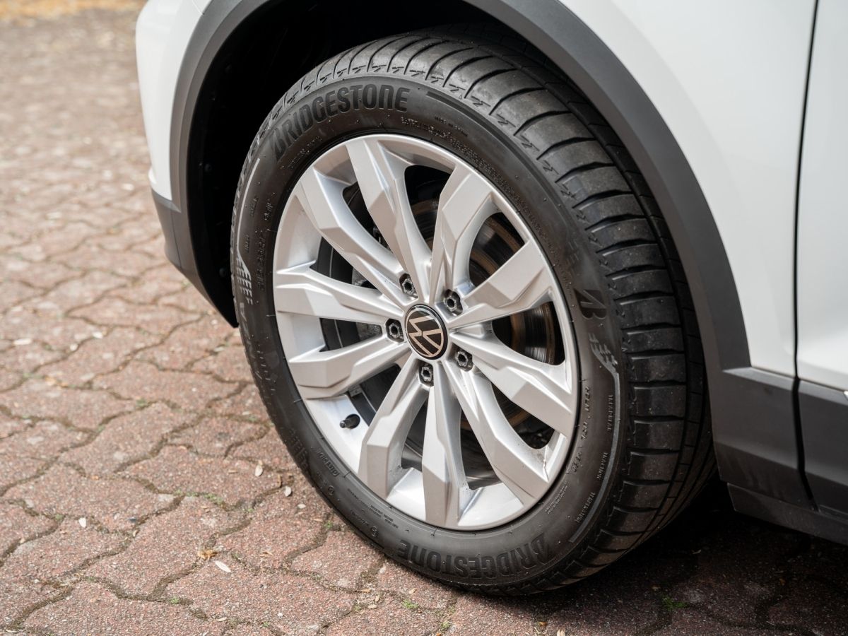 Volkswagen T-ROC Sport 1.5 TSI - Samsaru's Car Outlet
