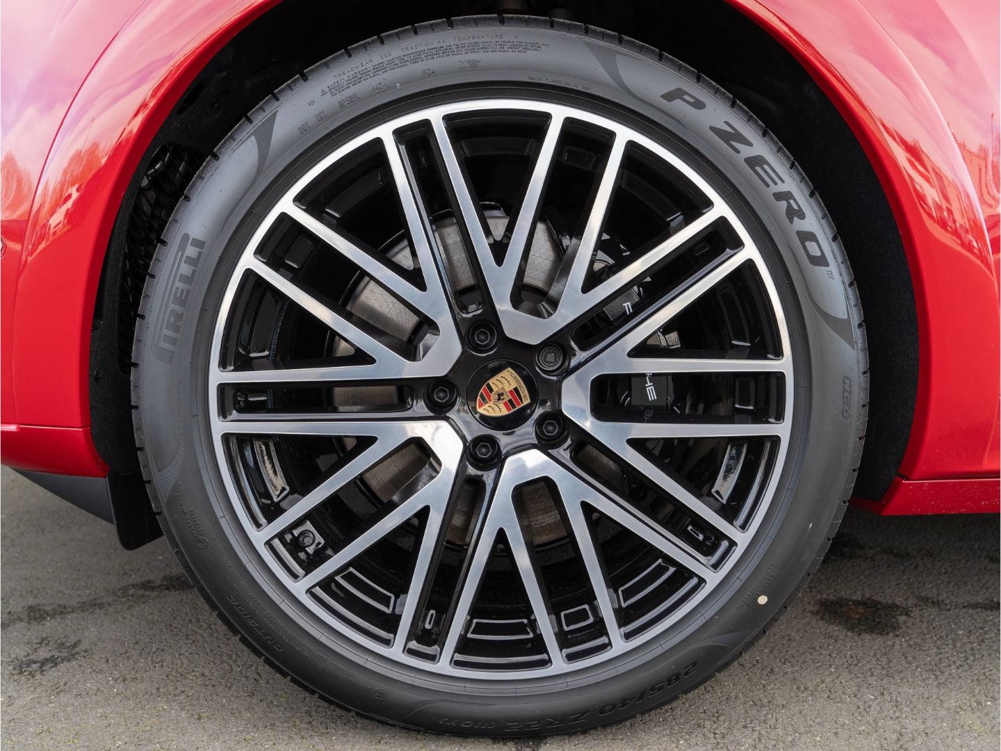 Porsche Cayenne E-Hybrid InnoDrive HD-Matrix BOSE Sporta
